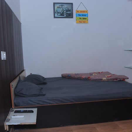 Madan Residency , Amritsar Hotel Kültér fotó